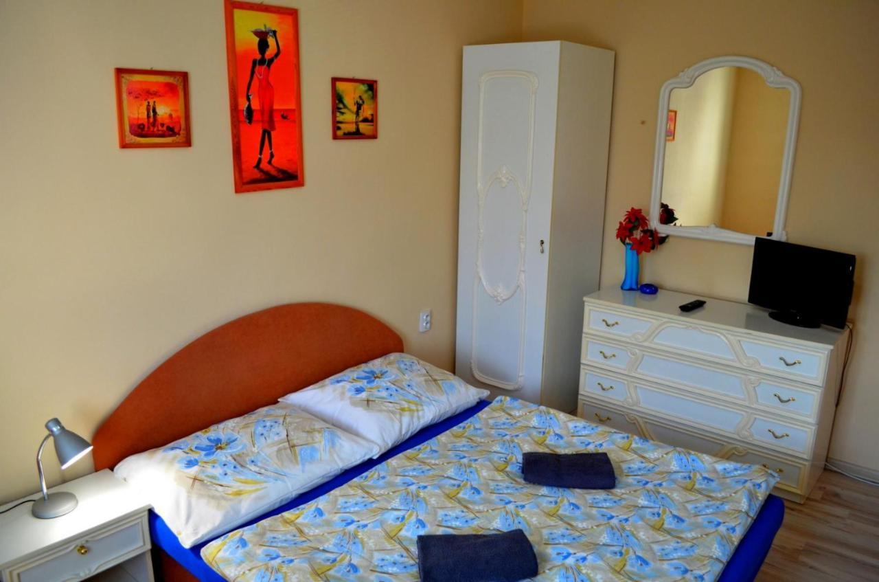 Apartmany Riviera A Chalupa Riviera Liptov, Besenova Luaran gambar