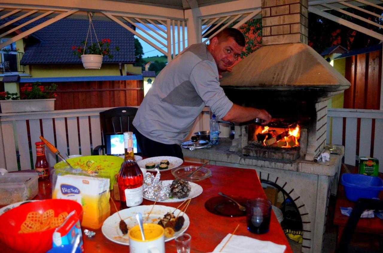 Apartmany Riviera A Chalupa Riviera Liptov, Besenova Luaran gambar