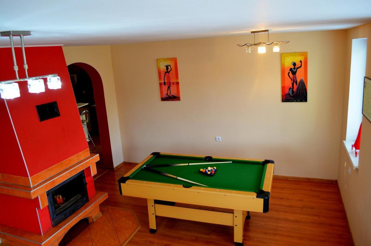 Apartmany Riviera A Chalupa Riviera Liptov, Besenova Luaran gambar