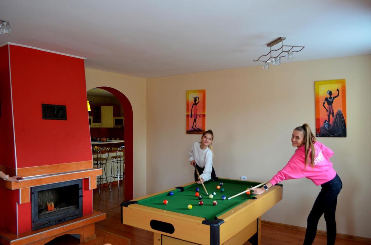 Apartmany Riviera A Chalupa Riviera Liptov, Besenova Luaran gambar