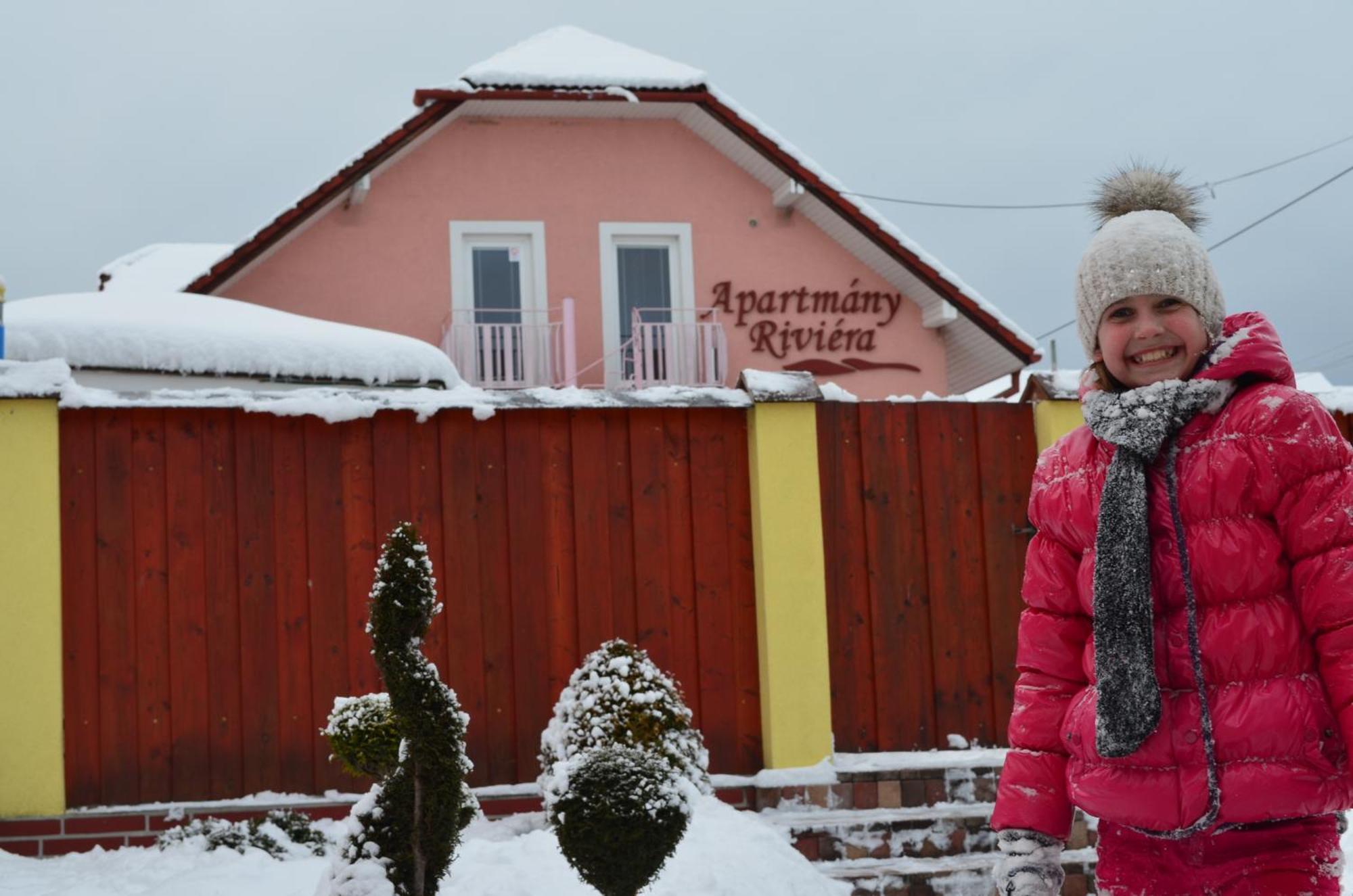 Apartmany Riviera A Chalupa Riviera Liptov, Besenova Luaran gambar
