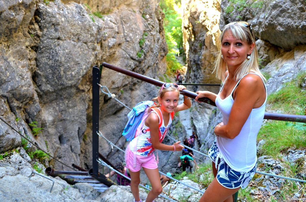 Apartmany Riviera A Chalupa Riviera Liptov, Besenova Luaran gambar